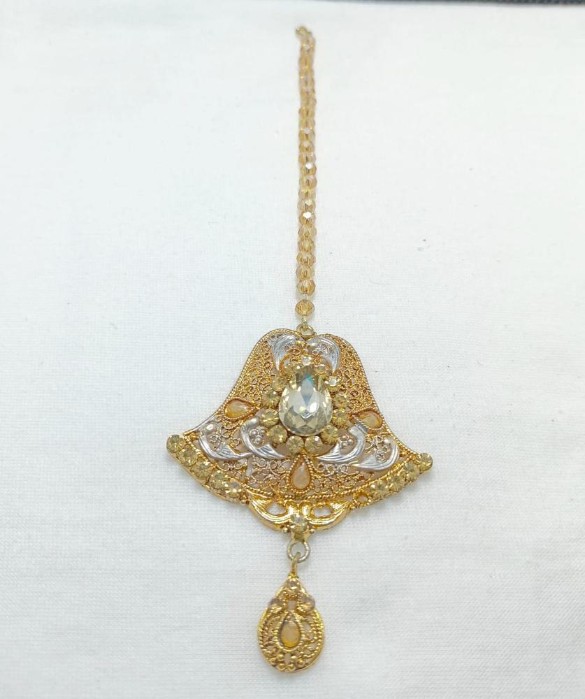Elegant Gold Crystal Bindiya for Women Formal Wear